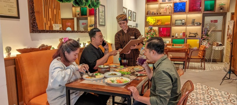 Menggali Pesona Kota Solo...